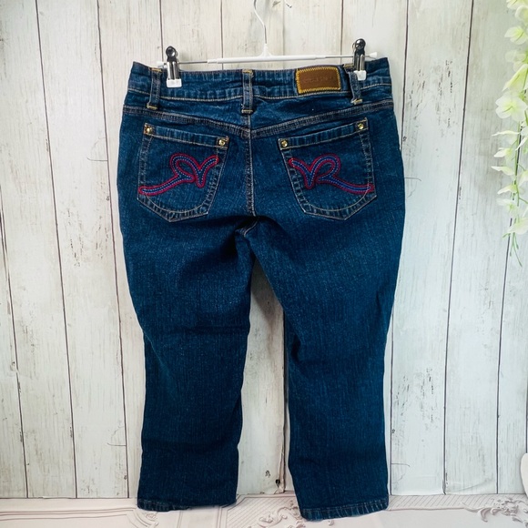 Y2K Roca Wear Juniors Size 9 Colorful Embroidery Denim Blue Jean Capris - Picture 8 of 13